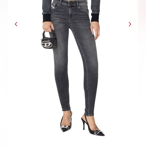 Diesel 1DR Shoulder Bag XS - Picture 6 of 16